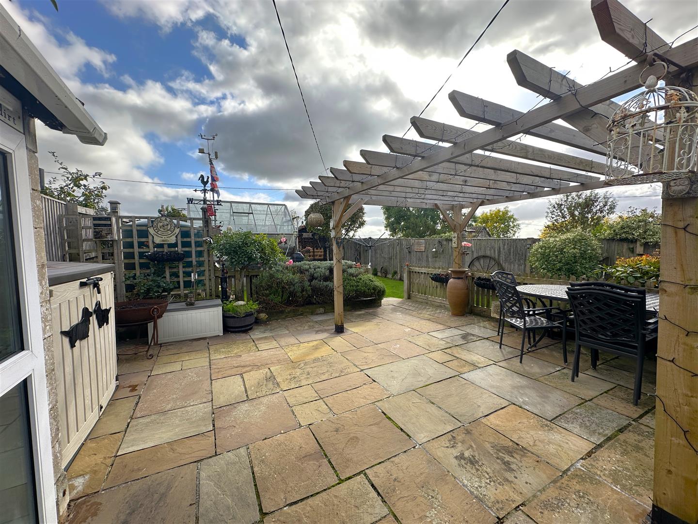 Seagry Hill, Sutton Benger, Chippenham